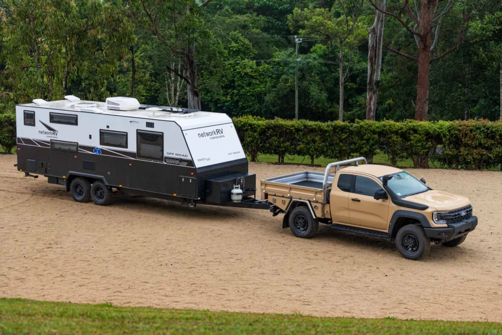 Ford Super Duty Trays & Canopies